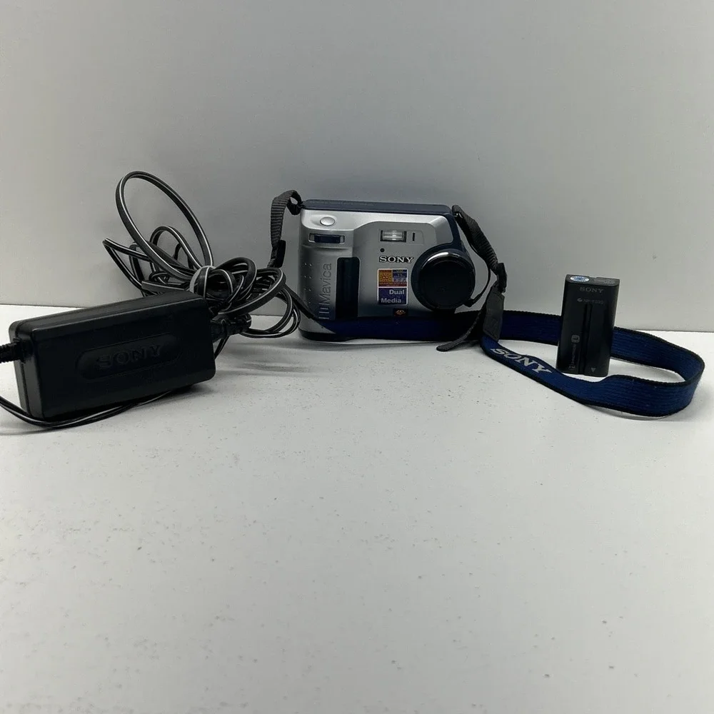Sony MVC-FD100 ‼️UNTESTED‼️- Inc. Battery And Charger